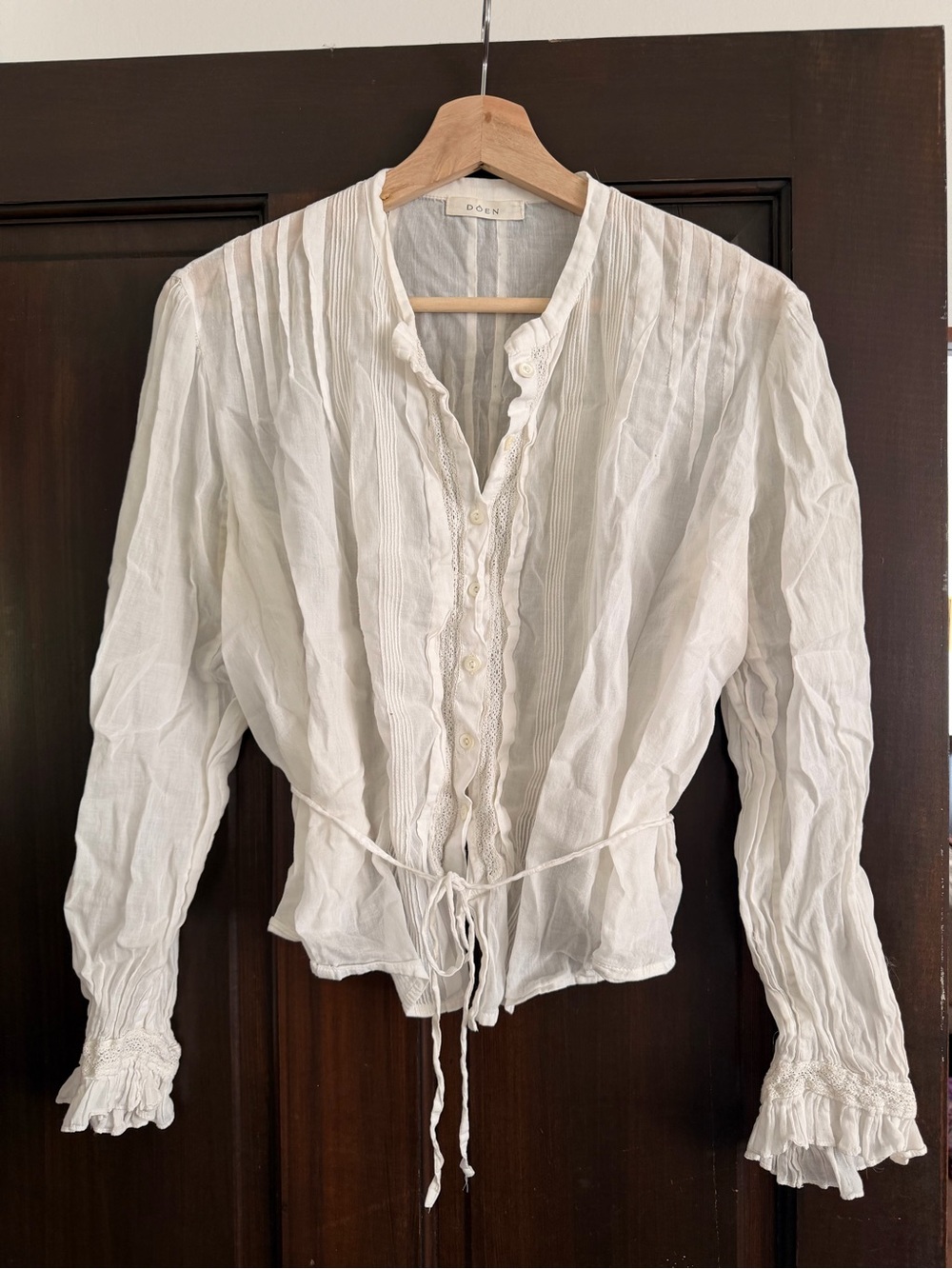 Doen Cream Pintuck Lace-Trim Cotton Blouse with Tie Waist